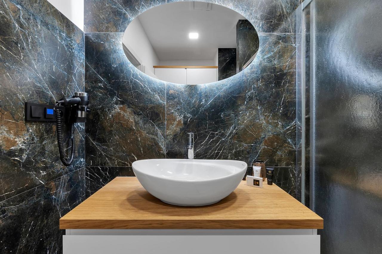 Novy Designovy Apartman S Klimatizaci Rychnov nad Kneznou Buitenkant foto